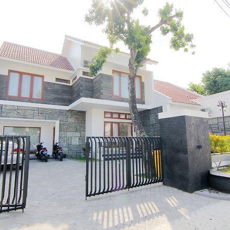 Silas Garden Γιογκιακάρτα Εξωτερικό φωτογραφία